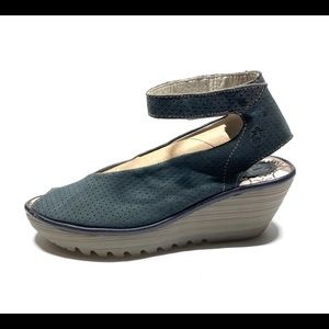 Fly London Yala Green Suede Wedge Sandals 10-10.5